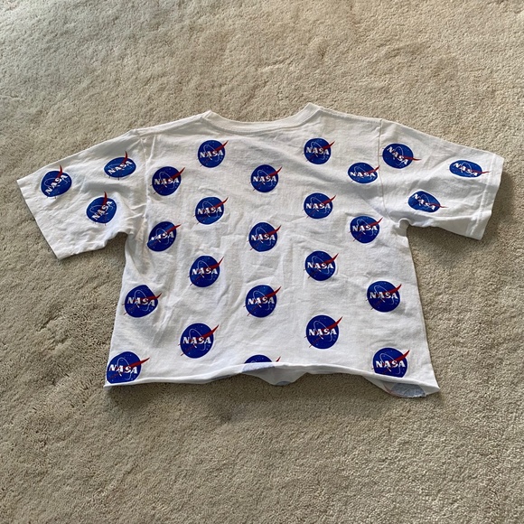 NASA Cropped T-Shirt - Picture 2 of 3